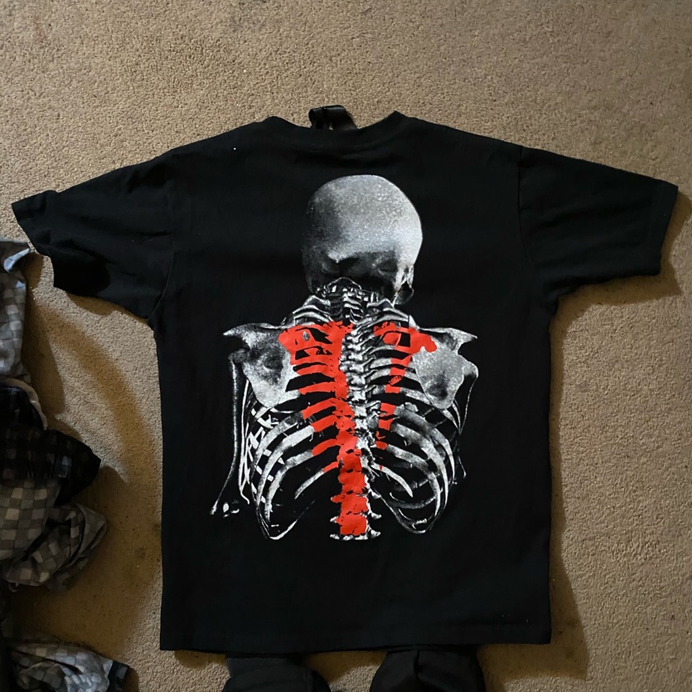 v lone t shirt M
